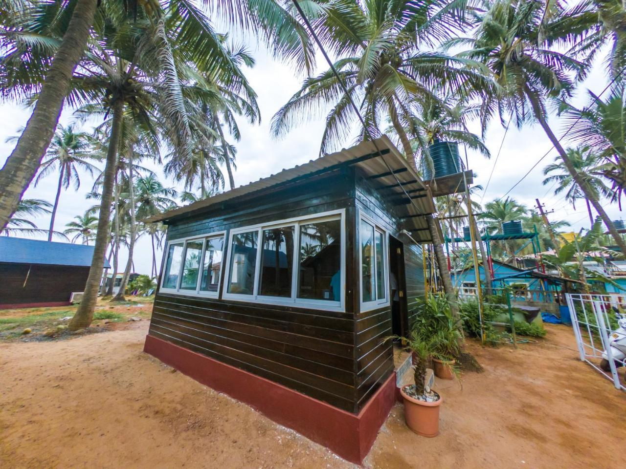 Vista Praia Beach Resort Anjuna Eksteriør bilde