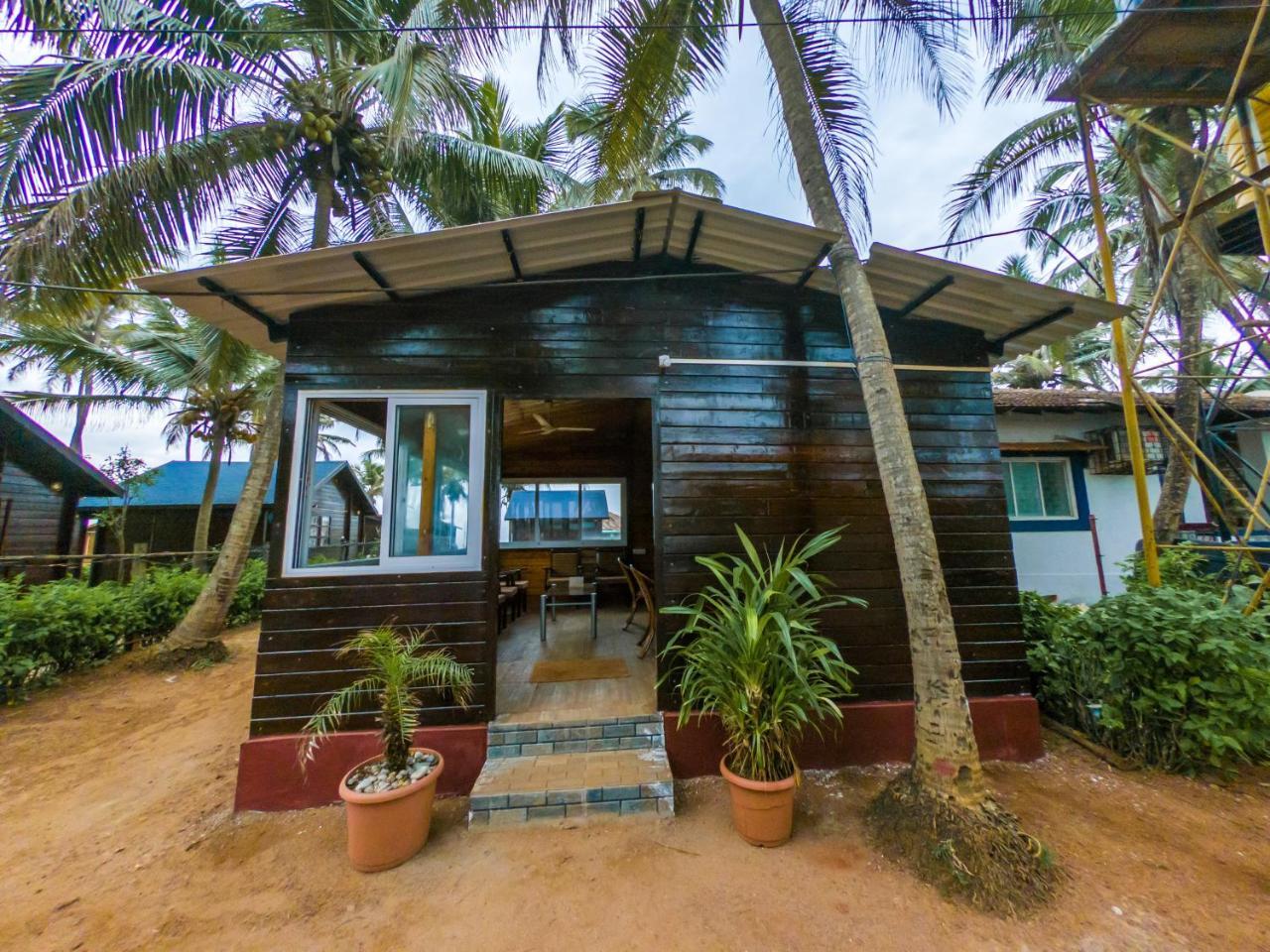 Vista Praia Beach Resort Anjuna Eksteriør bilde